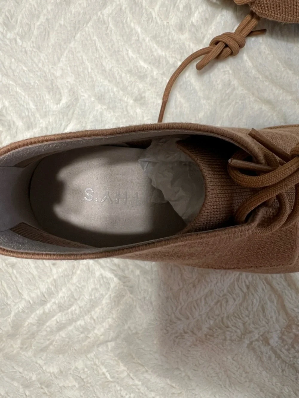 Rothy’s The Chukka Boot Butternut NIB Men’s 7 Women’s 8.5 Water Resistant